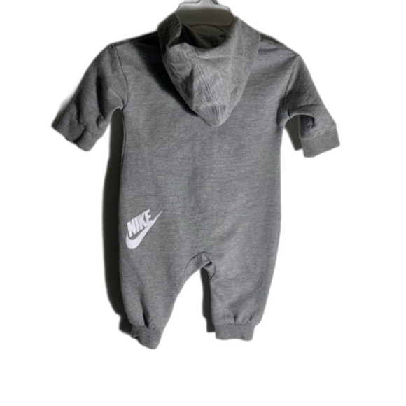 Nike Bundle Onesies (5 items) 3 Months - Picture 6 of 11